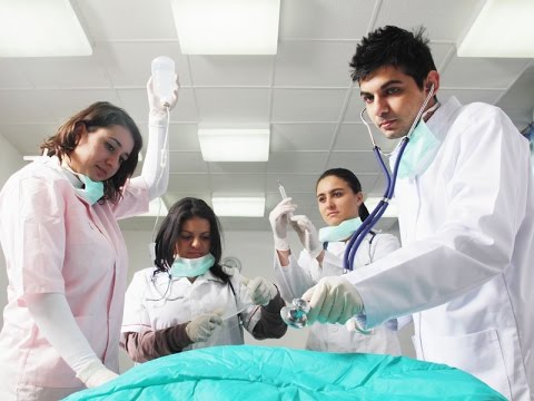 Турецкие врачи на операции