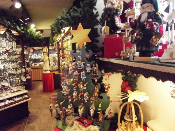 Музей-магазин рождественских игрушек