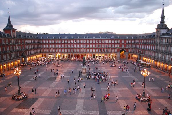 Площадь Пласа-Майор в Мадриде