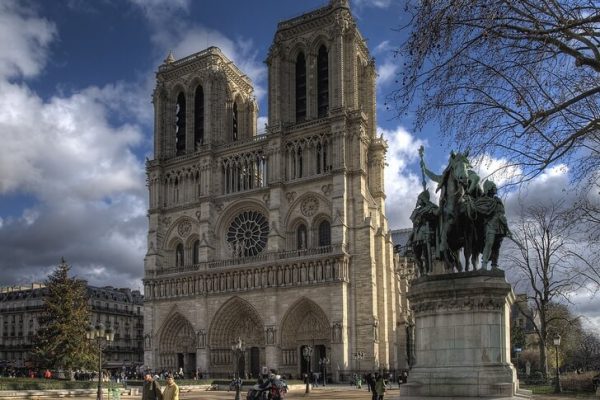 Собор Парижской Богоматери во Франции