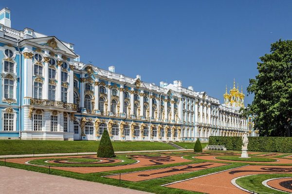 Большой Екатерининский дворец в Санкт-Петербурге