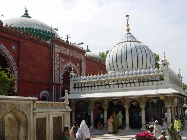 Мавзолей Низамуддина в Дели
