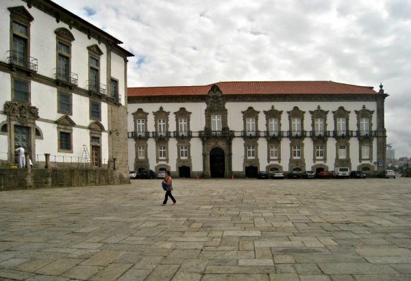 Епископский дворец в Порту
