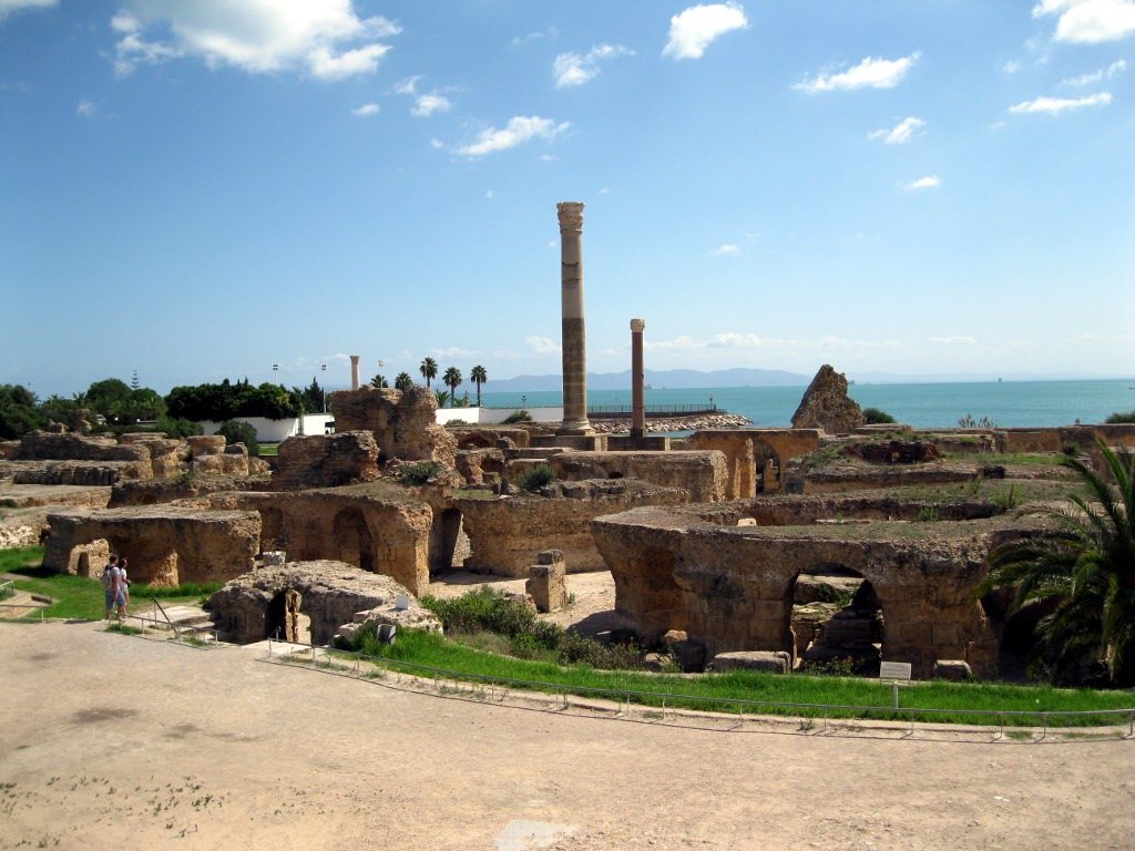 Карфаген в древности. Карфаген Финикия. Руины Карфагена Тунис. Руины древнего города Карфаген. Древний Карфаген развалины руины.