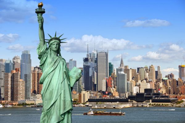 Статуя Свободы и Нью-Йорк