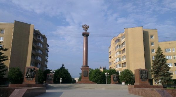 Памятник-стела «Город воинской славы» в Твери